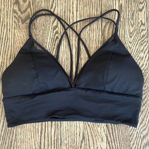 Black lululemon sports bra